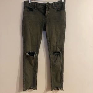 Free People size 27 olive green cropped jeans